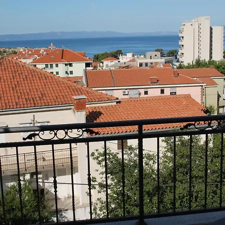 Silvia Apartment *