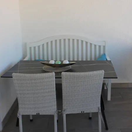 西尔维亚别墅公寓