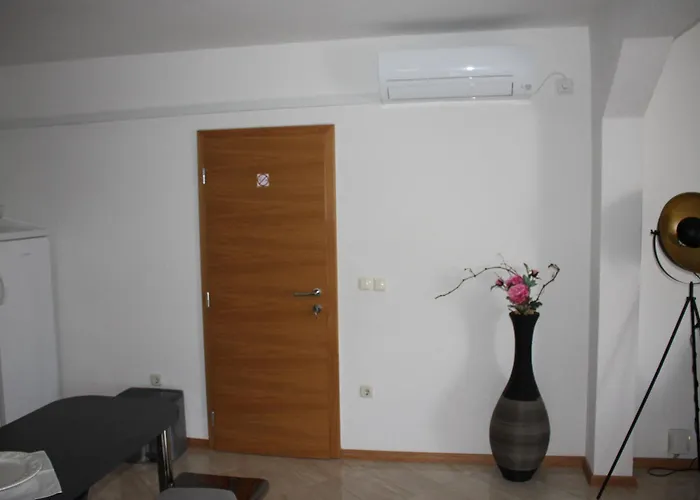 Silvia Apartman